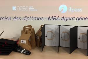 remise des diplomes MBA Agent général
